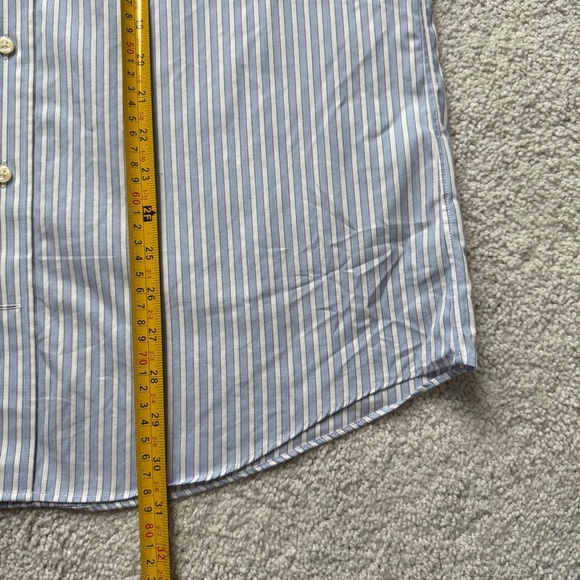 Kirkland Signature Men Light Blue Pinstripe Button Down Shirt Sz M - Picture 8 of 8